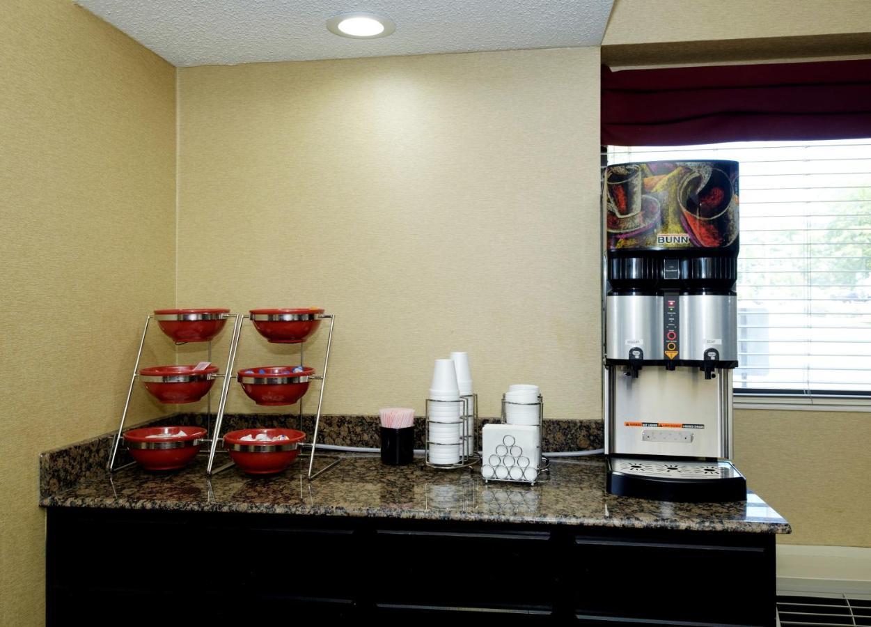 Red Roof Inn Columbus West - Hilliard New Rome Exteriör bild