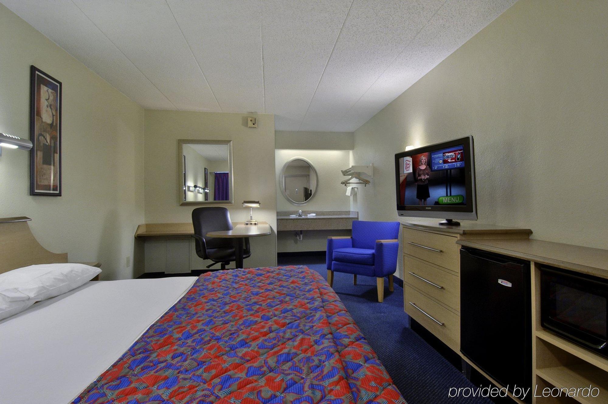 Red Roof Inn Columbus West - Hilliard New Rome Exteriör bild
